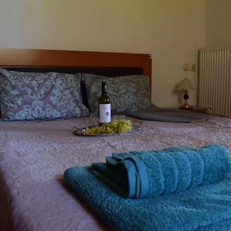 Holiday Home Dionysis Хорефто Экстерьер фото