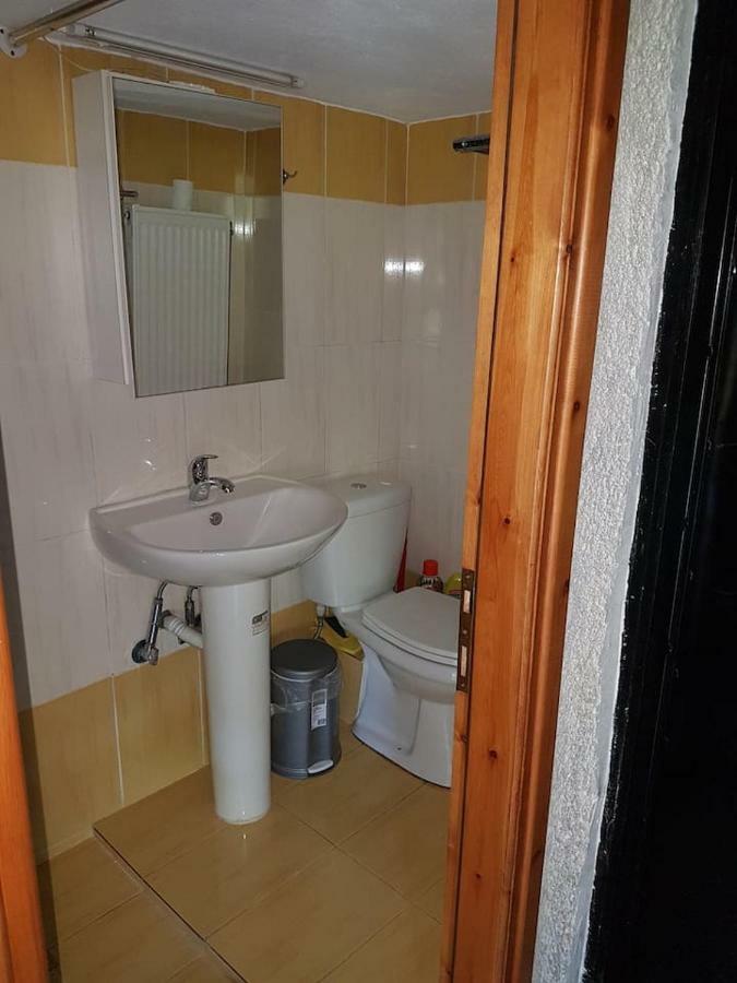 Holiday Home Dionysis Хорефто Экстерьер фото